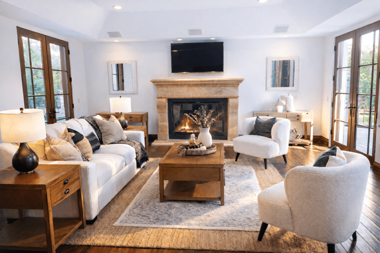 home staging of a sitting room in a home in beverly hills