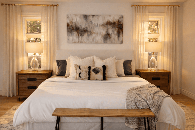 home staging of a primary suite in a home in west la in palms area