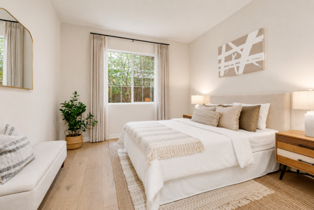 Brentwood Transitional Bedroom Home Staging - KMW Interiors Brentwood Transitional Bedroom Home Staging - KMW Interiors